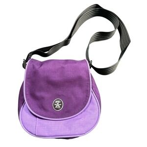 Crumpler Aggott Purple Small Crossbody Messenger Bag Like New